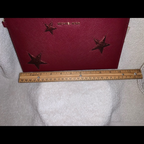 NEW Michael Kors wristlet wallet new no tags red stars travel - Picture 12 of 12